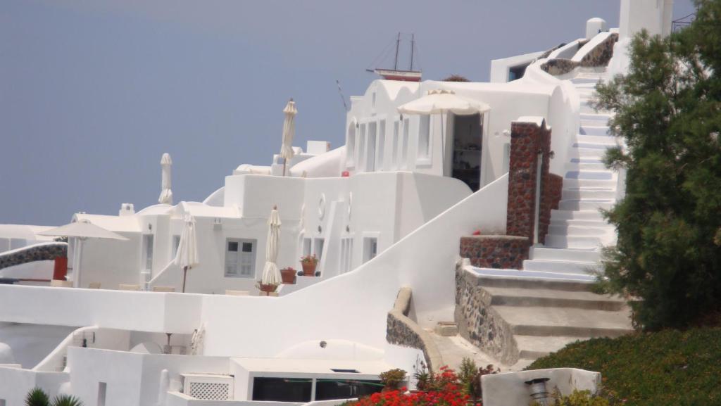 Captain John Villas Oia - Caldera & Sunset View Ruang foto