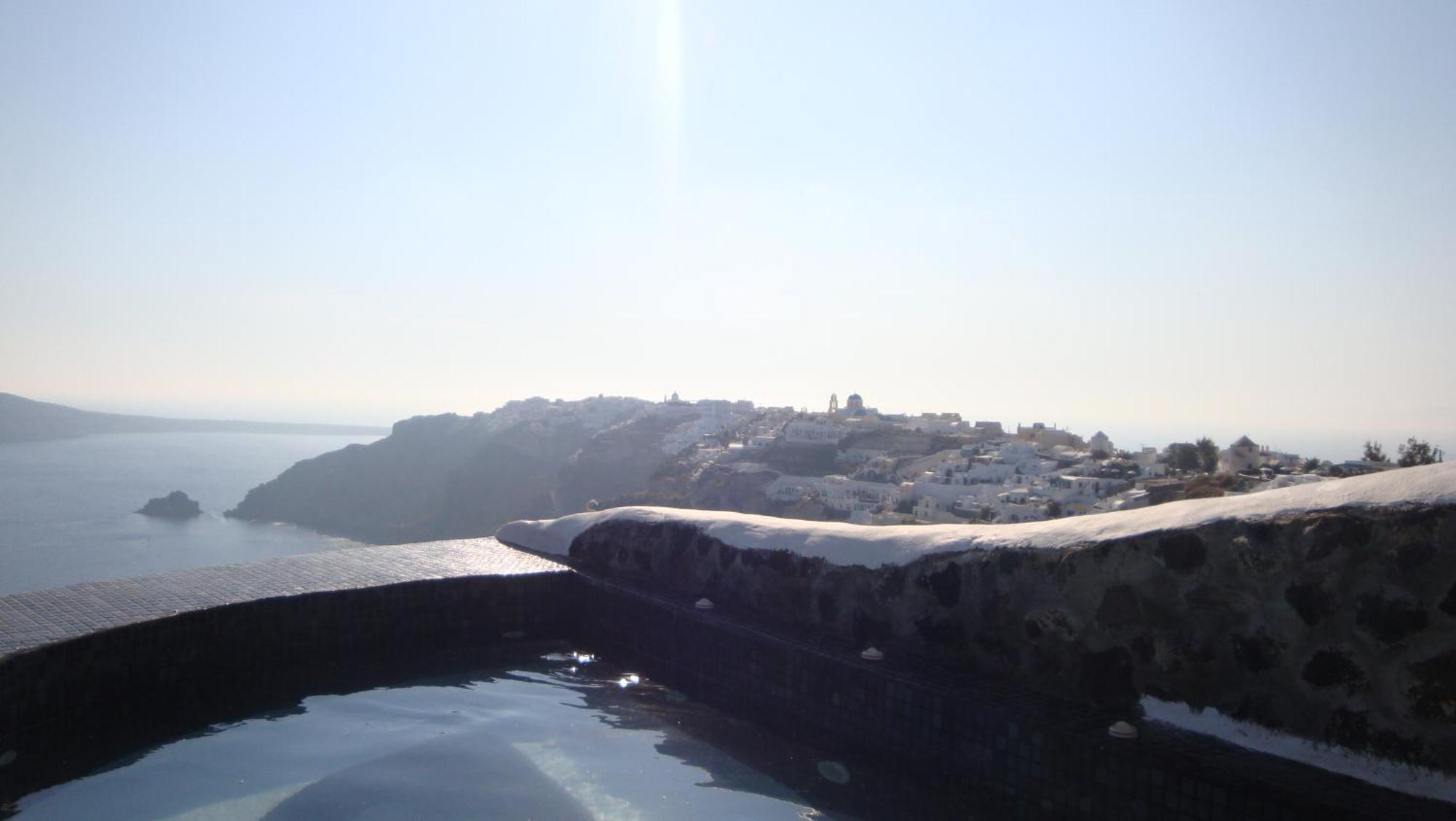 Captain John Villas Oia - Caldera & Sunset View Bagian luar foto