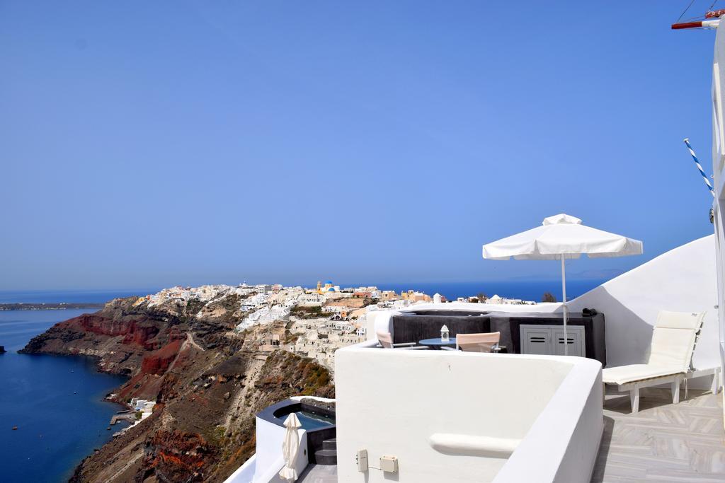 Captain John Villas Oia - Caldera & Sunset View Bagian luar foto
