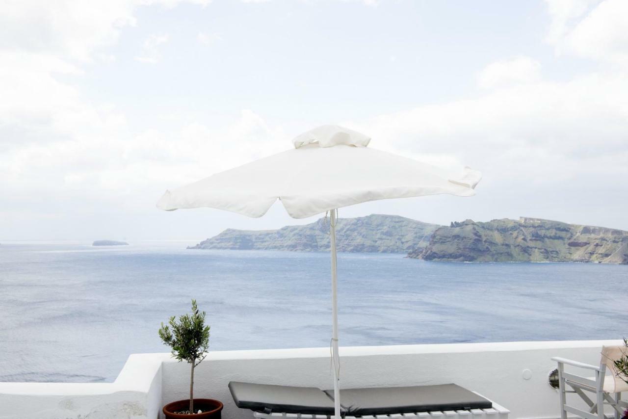 Captain John Villas Oia - Caldera & Sunset View Bagian luar foto